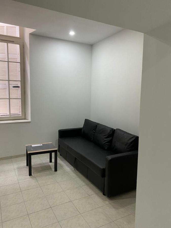 Five Stars C6 Marseilles